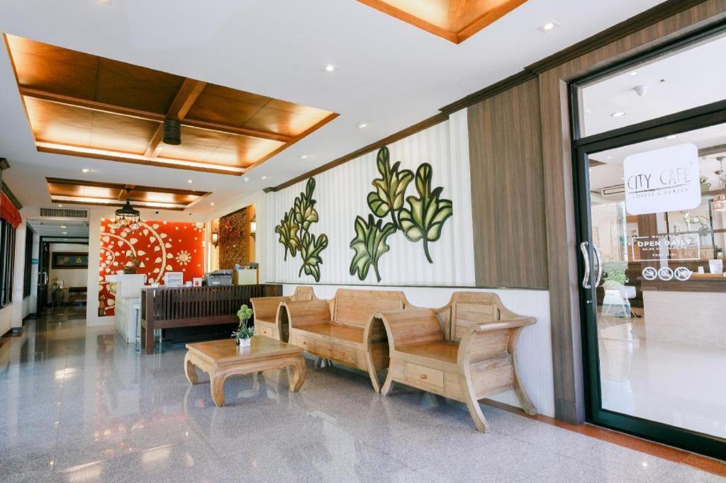 City Park Hotel Phatthalung Esterno foto