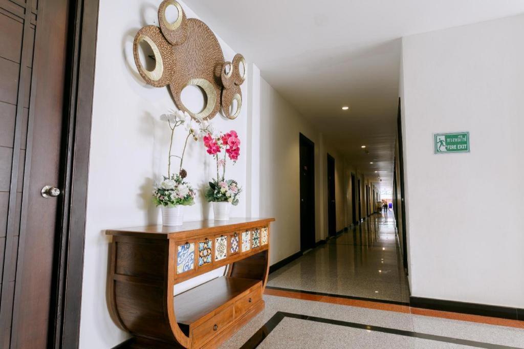 City Park Hotel Phatthalung Esterno foto