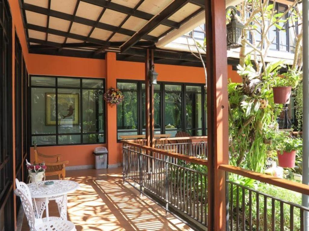 City Park Hotel Phatthalung Esterno foto