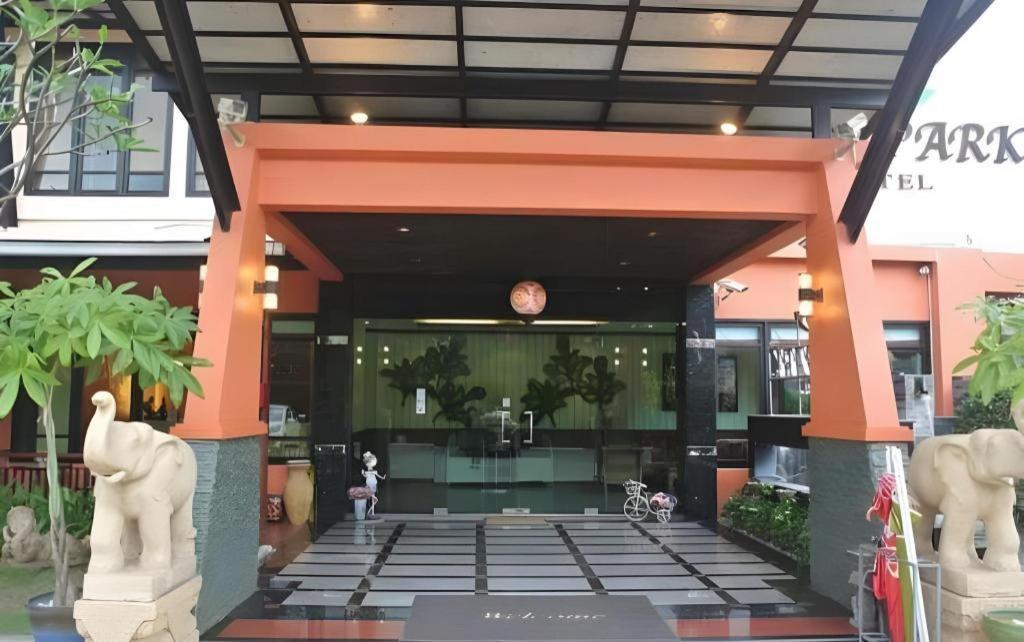 City Park Hotel Phatthalung Esterno foto