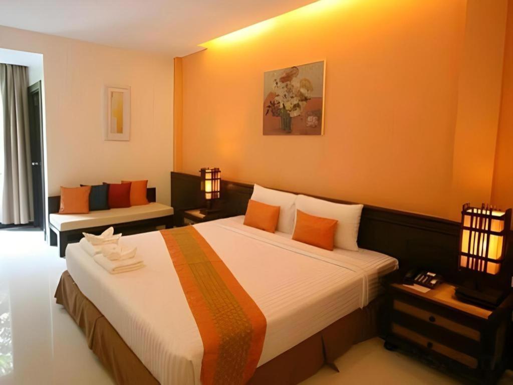 City Park Hotel Phatthalung Esterno foto