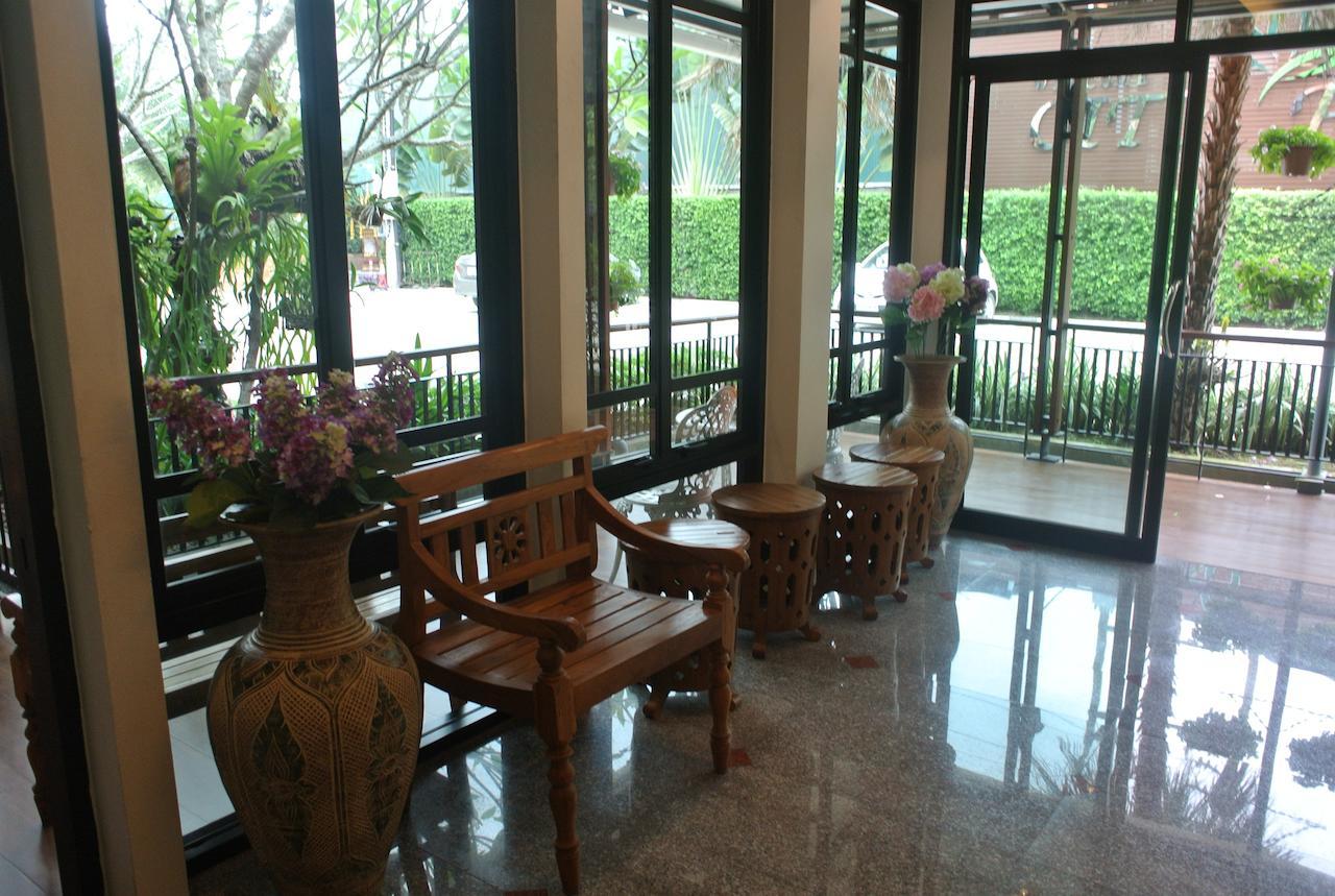 City Park Hotel Phatthalung Esterno foto